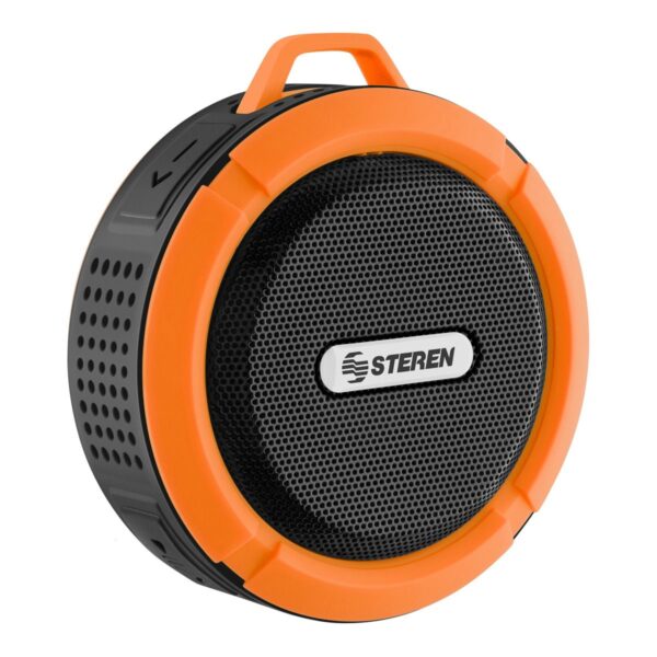 <p style="font-weight: 400">¡Escucha música en la ducha y despierta con toda la actitud!</p> <p style="font-weight: 400">Disfruta de bañarte con tu música preferida! Conecta por Bluetooth tu celular o tablet a esta bocina, y controla la reproducción de pistas mientras estás en la regadera.</p> <ul> <li>Reproductor MP3 por micro SD</li> <li>Cubierta con sello hermético que soporta vapor y humedad</li> <li>Ventosa de alta succión para fijarla en cualquier superficie lisa</li> <li>Steren</li> </ul>